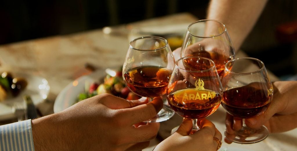 ARARAT 5 stars