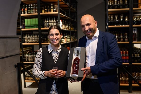 Всемирно известная оперная певица Асмик Григорян посетила музей ARARAT